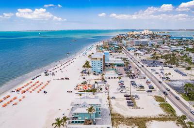 Sand Dollar View - Beachfront Luxury Living